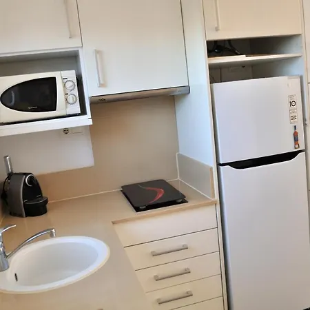 Belman, 2 Dormitorios, By Bookindenia * Denia