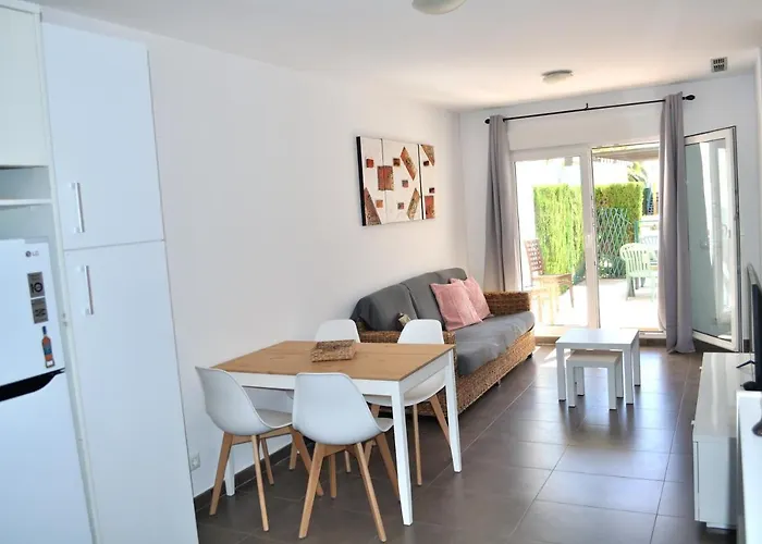 Belman, 2 Dormitorios, By Bookindenia